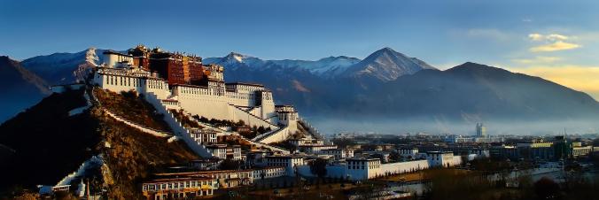 The Potala Palace, Lhasa: home to nine successive Dalai Lamas, a number of them suspiciously short-lived. 